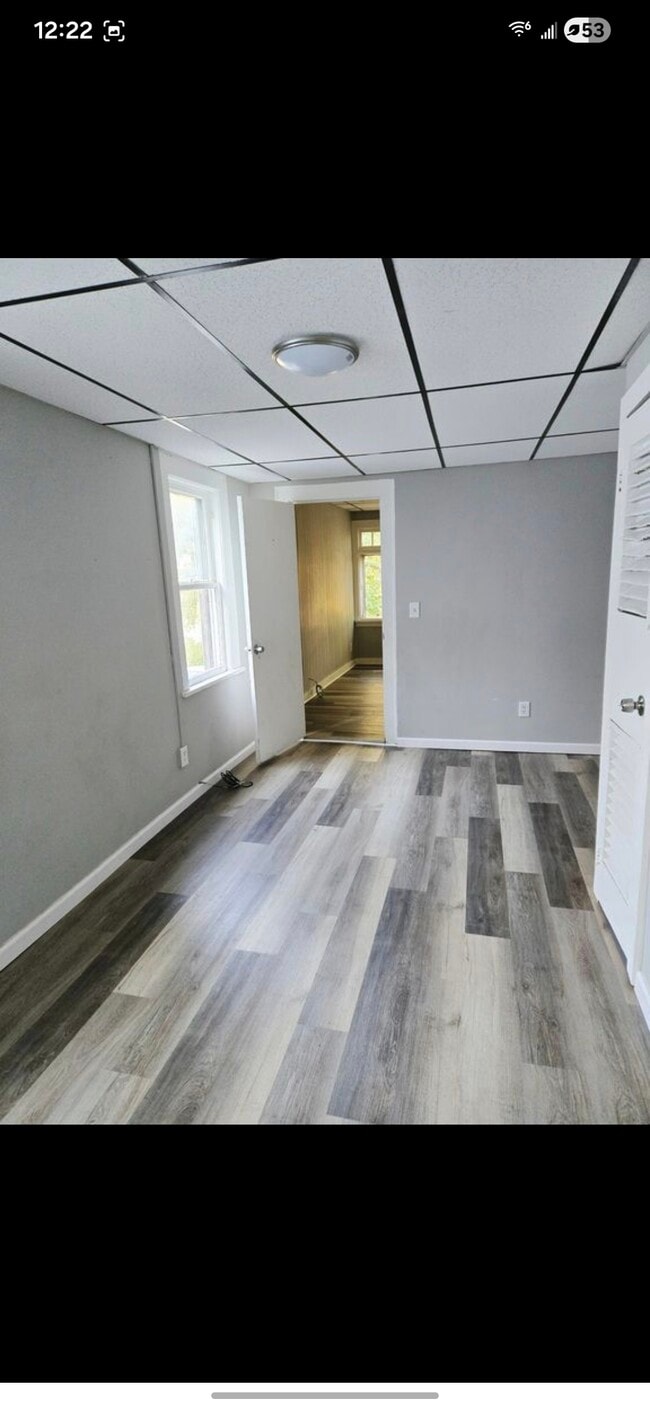 Living Room Space - 25 Stuyvesant St