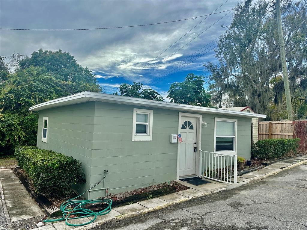 1498 Dundee Rd, Winter Haven, FL 33884 Room for Rent in Winter Haven