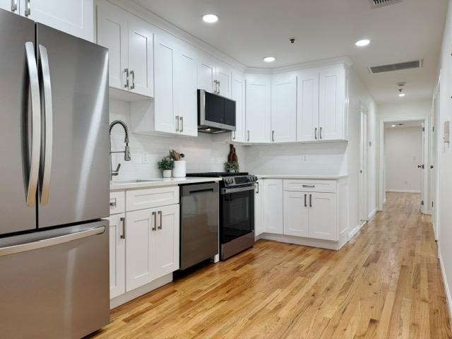 Building Photo - 511 17th St
