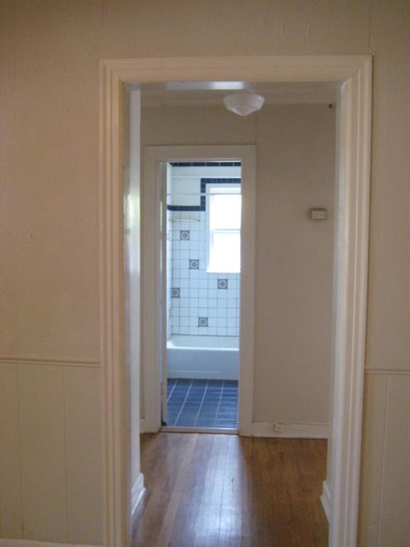 Building Photo - 502 W Comanche St