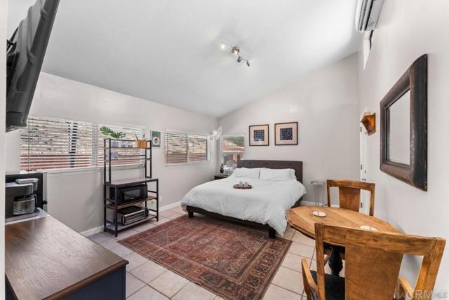 Foto del edificio - 1233 Titan Ct