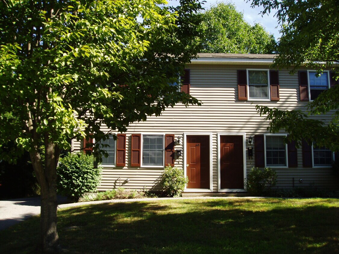 Primary Photo - 70 Avalon Rd