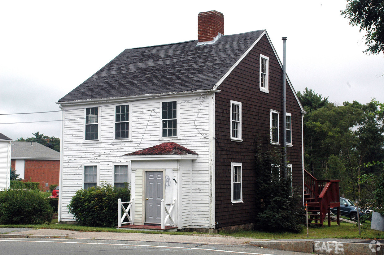 Front of Building - 571 Main St