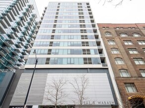 Building Photo - 1345 S Wabash Ave