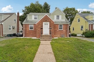 Building Photo - 2-11 31st St
