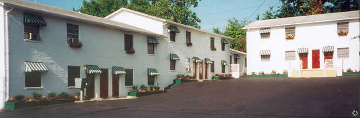 Building Photo - Griffin Street Apartments