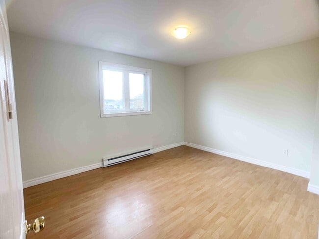 Building Photo - 18 Alderberry Ln