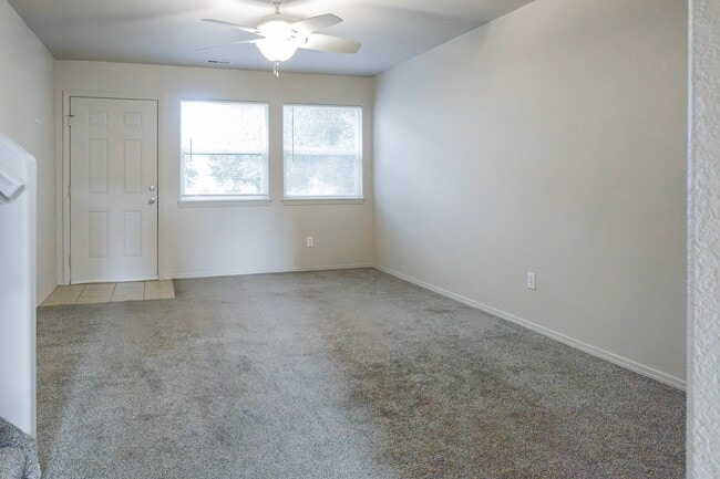Building Photo - 1248 Nichols Blvd