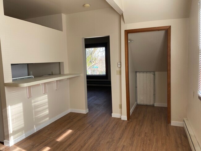 Foto del edificio - 1501 Sturgus Ave S