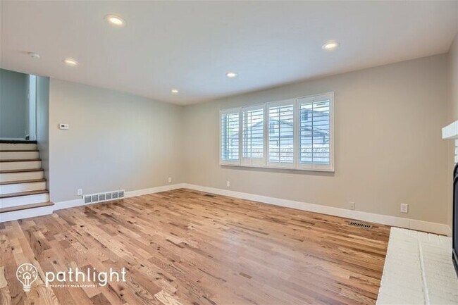 Building Photo - 409 E 10185 S, Sandy, UT, 84070