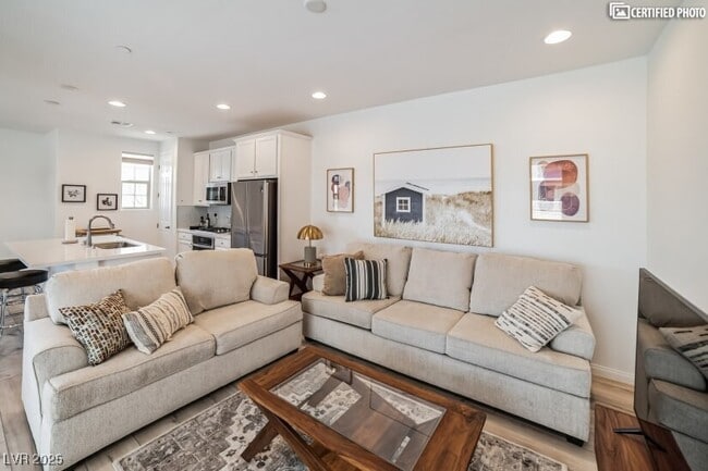 Foto del edificio - 88 Kimberlite Dr