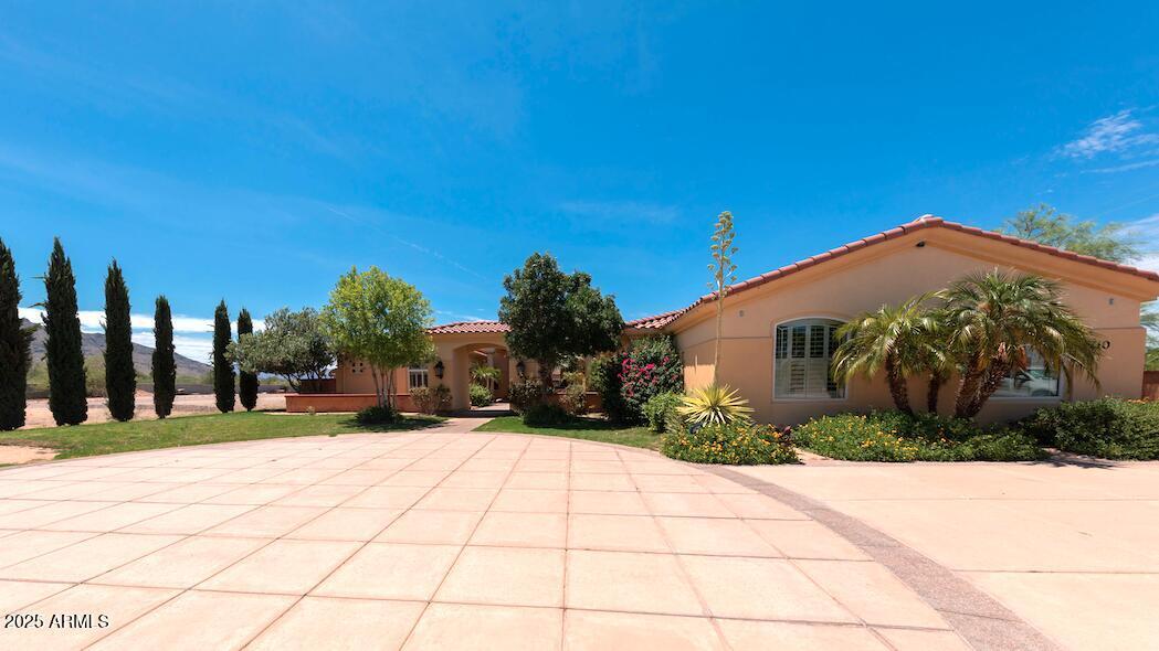Foto principal - 9210 S 19th Ave