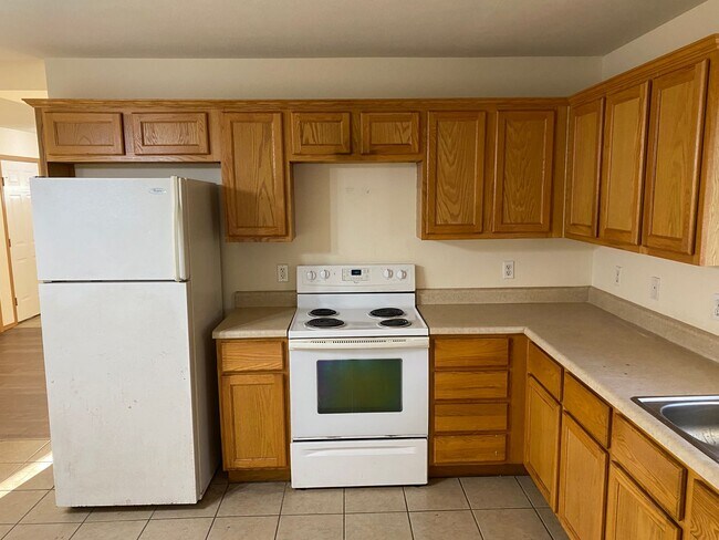 Foto del edificio - Great 3 bed 2 bath home in SE Springfield