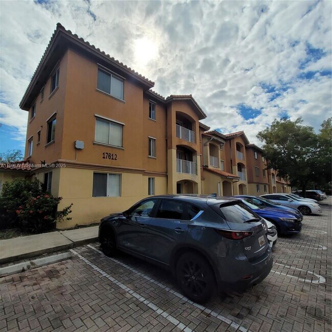 Foto del edificio - 17612 NW 25th Ave