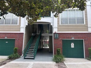 Building Photo - 13015 Plantation Park Cir