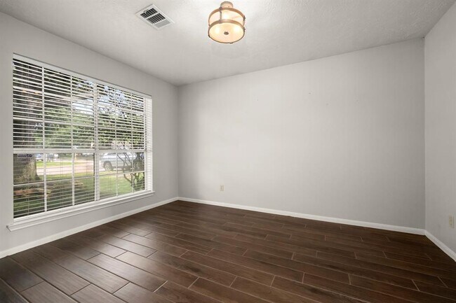 Building Photo - 11307 Travelers Way Cir