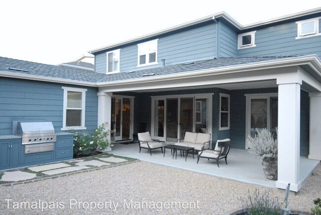 Building Photo - 5 br, 5.5 bath House - 233 Trinidad Drive