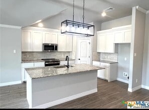 Building Photo - 3827 Leming Ct