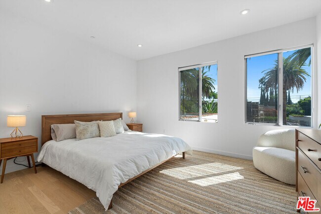 Foto del edificio - 507 Orlando Ave