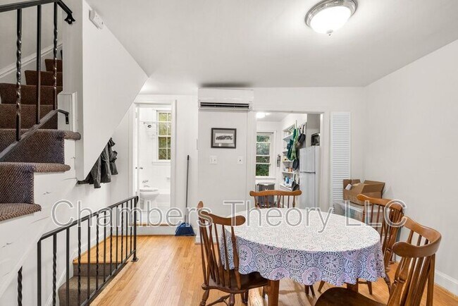 Foto del edificio - 2613 P St NW