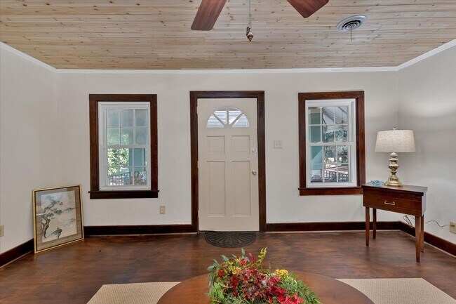Foto del edificio - 3204 Ray Owens Rd
