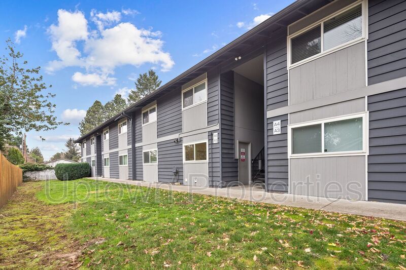 Foto del edificio - 11153 NE Weidler St