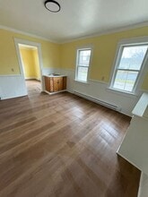 Building Photo - 1806 Poplar St