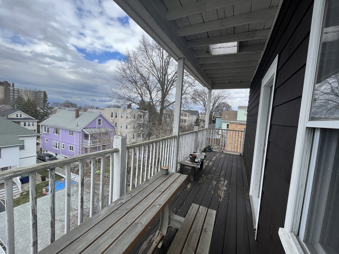 Primary Photo - 43 Farragut Ave
