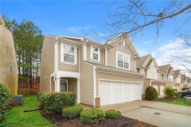 Building Photo - 744 Mountain Laurel Dr