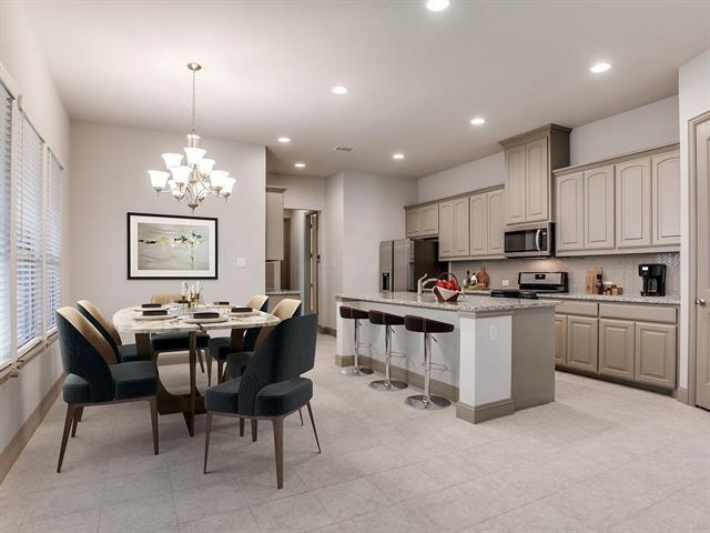 Foto del edificio - 7685 Regal Ln