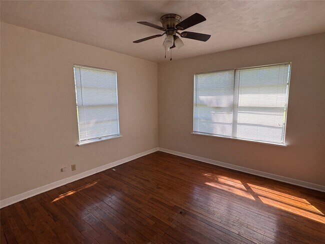 Foto del edificio - 3922 County Rd 704