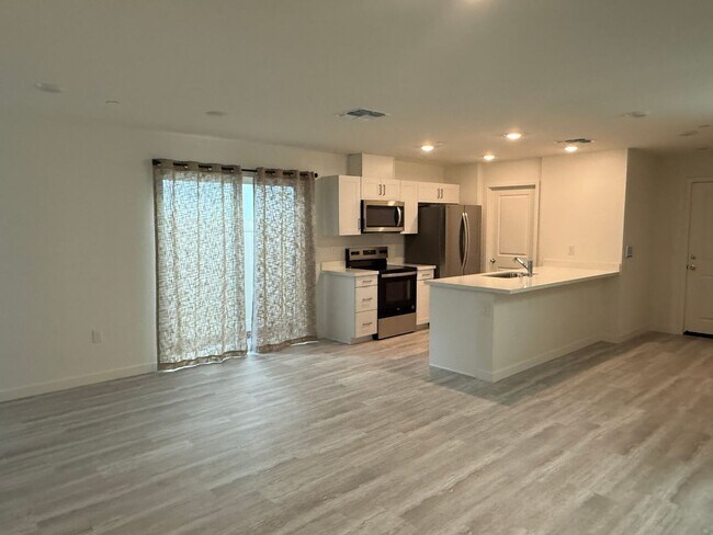 Foto del edificio - New Home in Gates Community