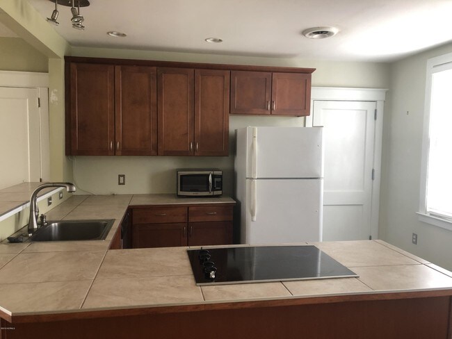 Foto del edificio - 2940 Oleander Dr