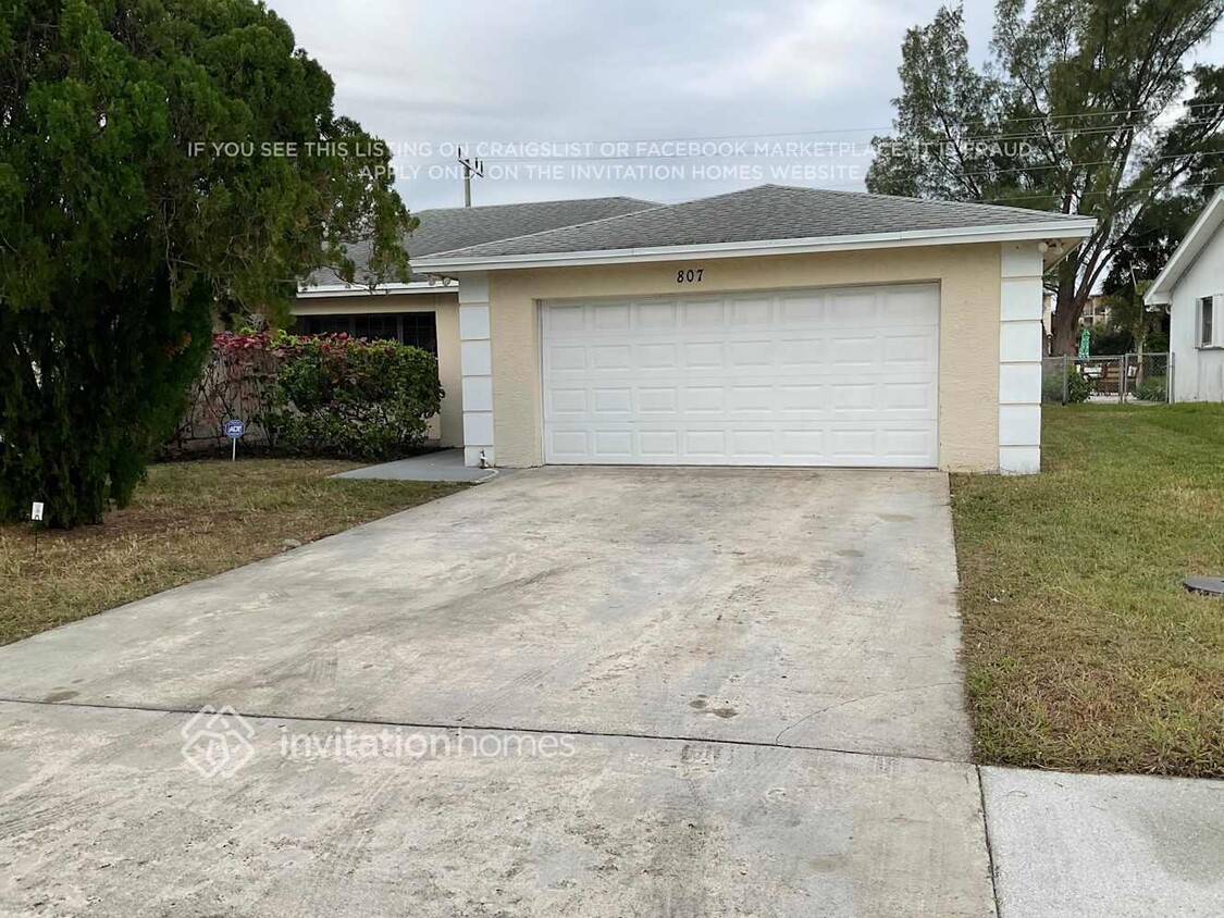 Foto principal - 807 S Mangonia Cir