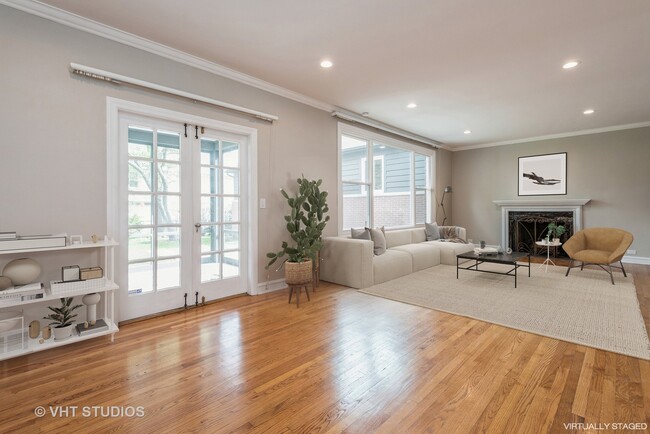 Building Photo - 643 Kenilworth Terrace