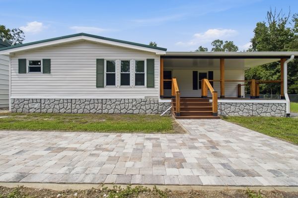 Building Photo - 24225 Duffield Rd