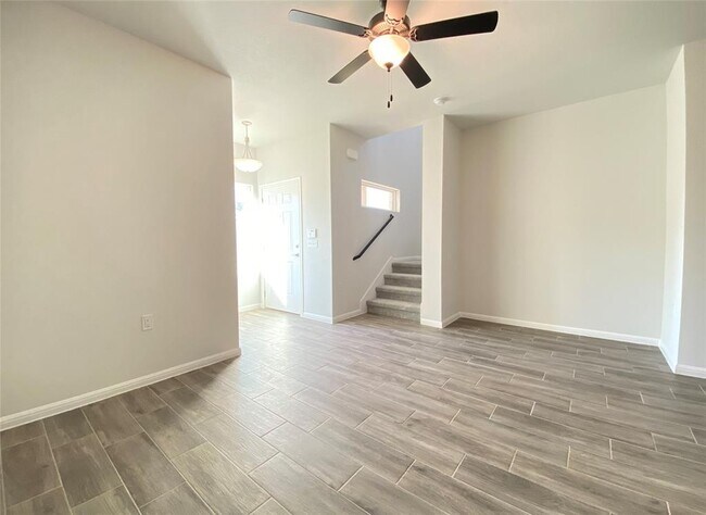 Building Photo - 9606 Whisper Willow Blvd
