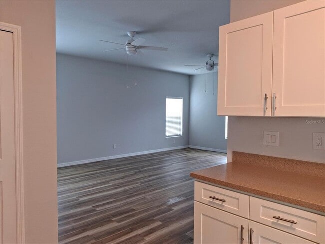 Building Photo - 1510 Las Villas Blvd