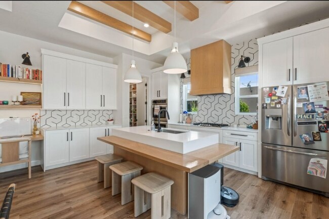 Foto del edificio - 3214 S Red Sands Way