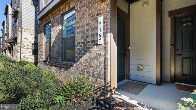 Building Photo - 17367 Harrison Rdg Dr