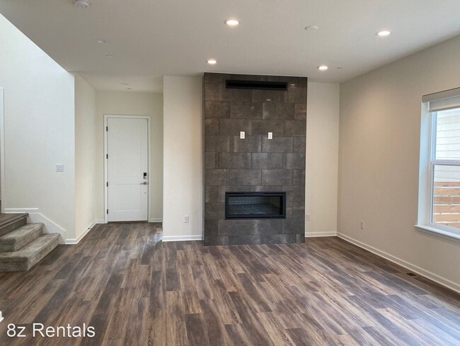 Building Photo - 4 br, 3.5 bath House - 735 Discovery Pkwy
