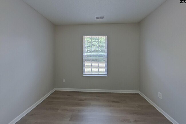 Foto del edificio - 2108 Wilkinson Dr
