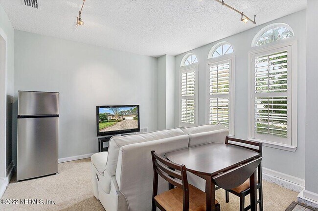 Building Photo - 3710 Hawks Bay Ct