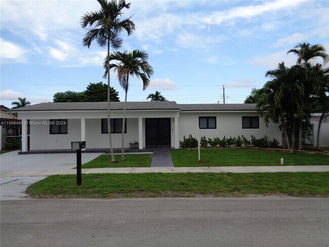 Building Photo - 17651 NW 82nd Ct