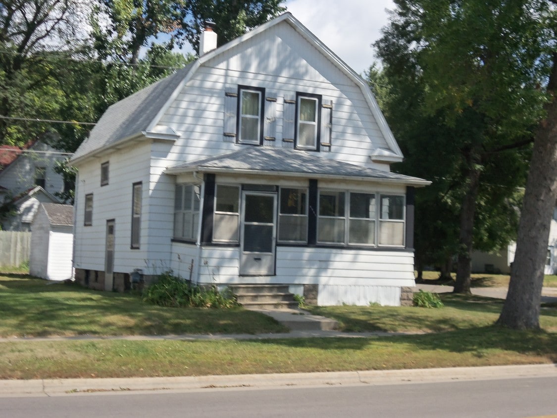 Primary Photo - 1227 Williston Ave