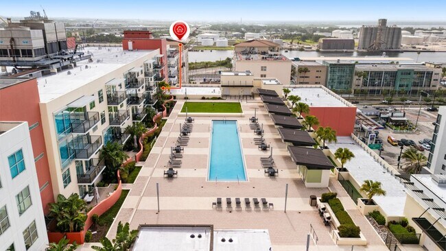 Foto del edificio - 1208 E Kennedy Blvd