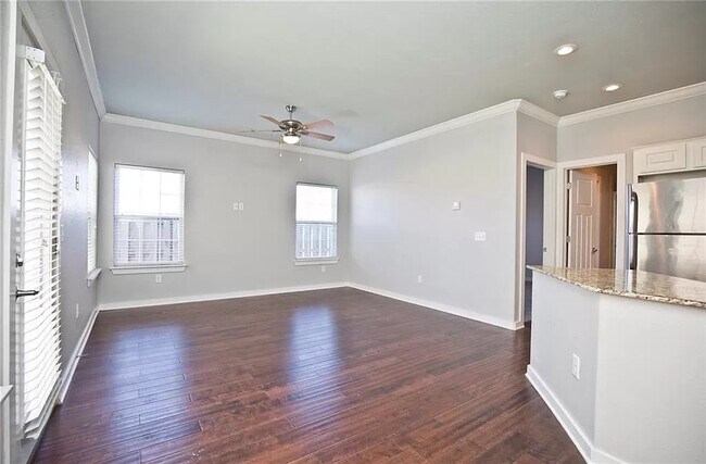 Foto del edificio - 2802 Southwest Arbor Road