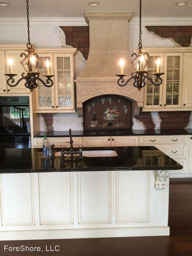 Building Photo - 4 br, 5.5 bath House - 21 Wexford Circle