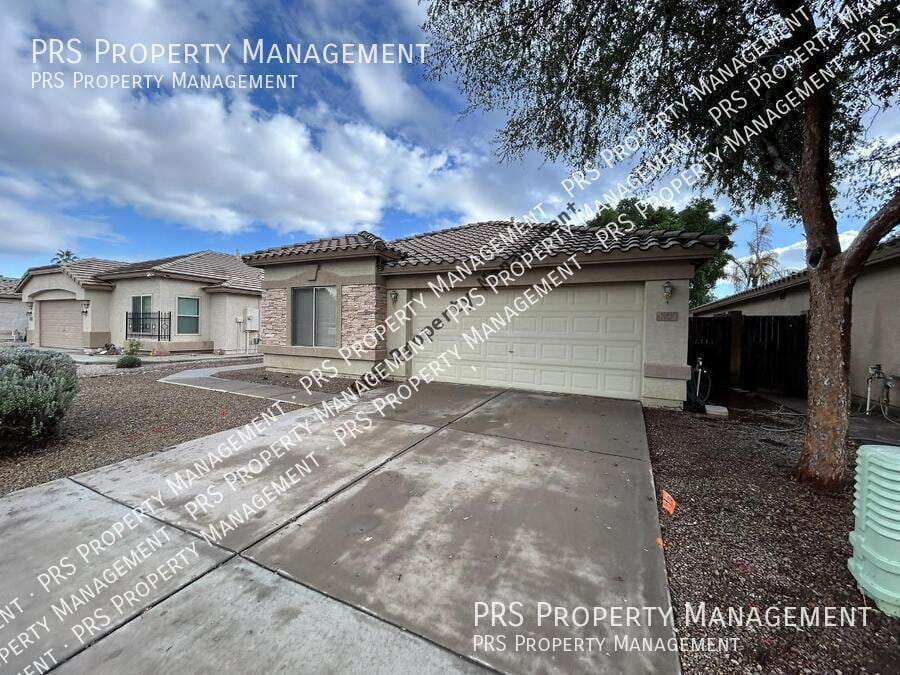 Primary Photo - 10857 E Wier Ave
