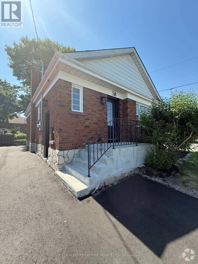 Building Photo - 58 Wilson Rd N